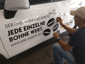 Slogan auf dem Opel Mokka